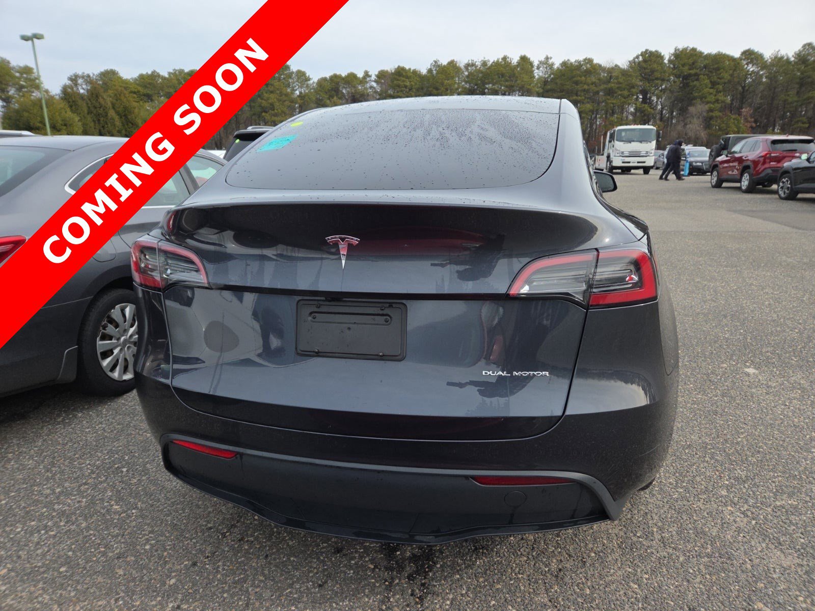 Used 2024 Tesla Model Y Long Range image 4