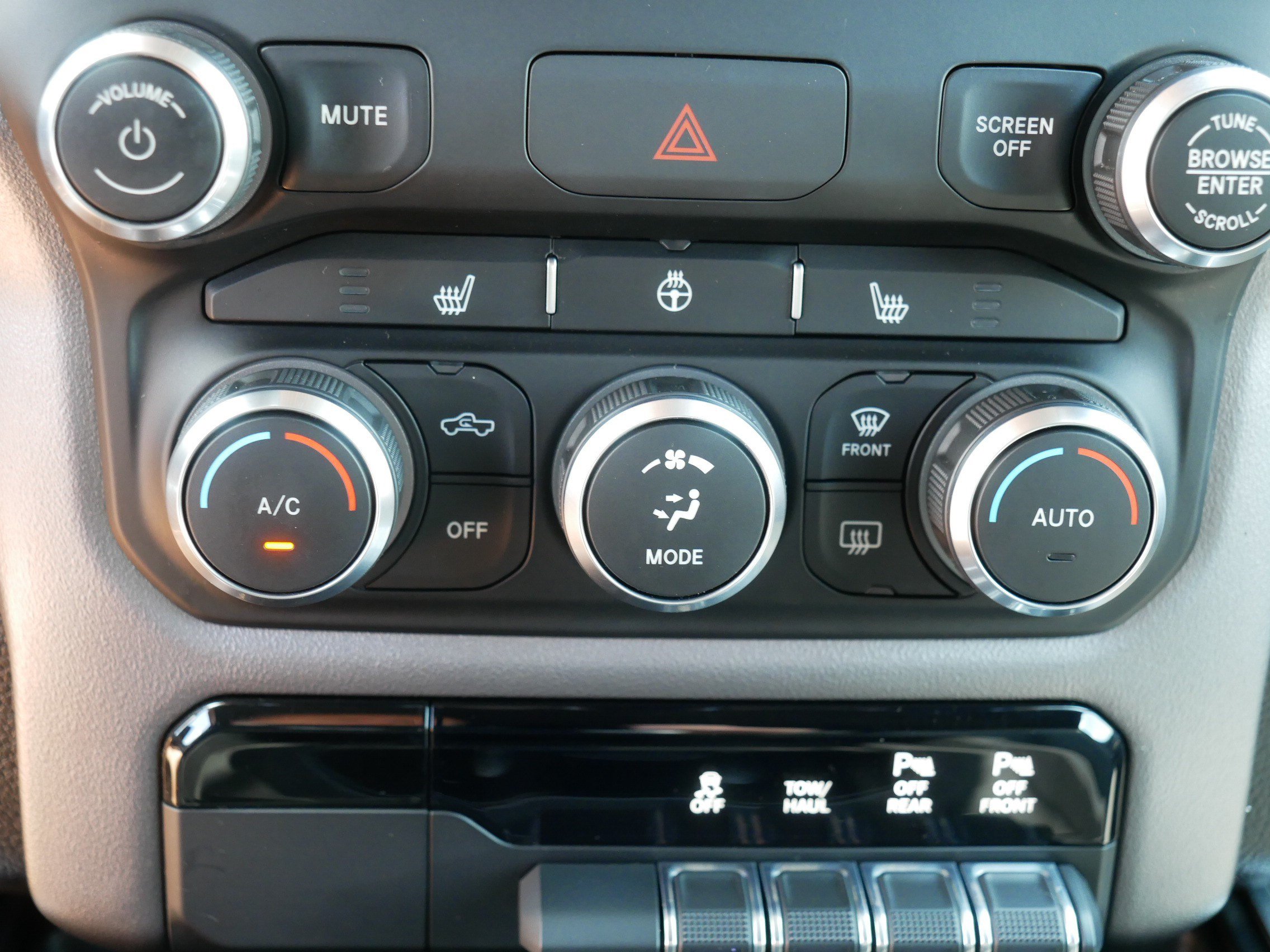 Used 2019 RAM 1500 Big Horn AWD/4WD image 23