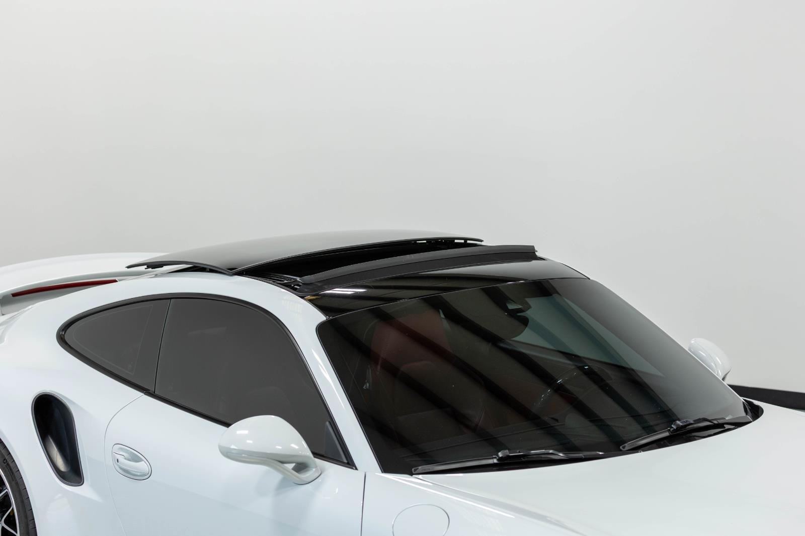 Used 2015 Porsche 911 Turbo S AWD/4WD image 42