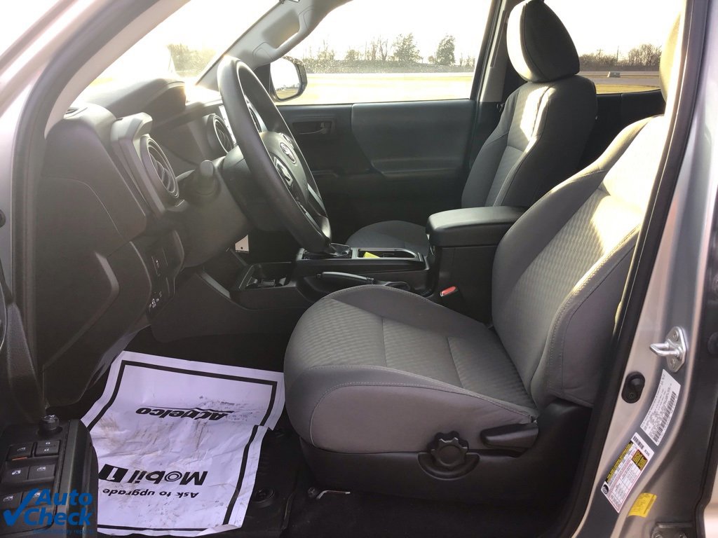 Used 2022 Toyota Tacoma SR image 27