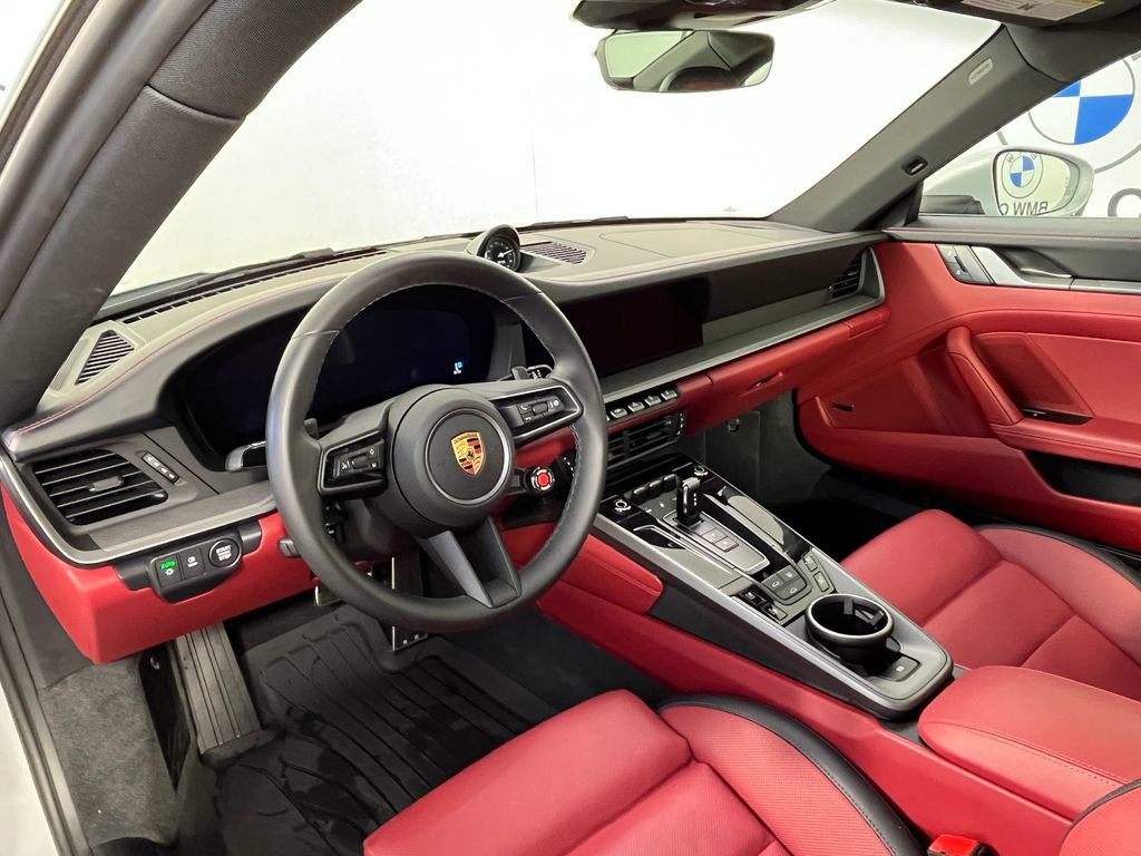 Used 2025 Porsche 911 Carrera RWD image 21