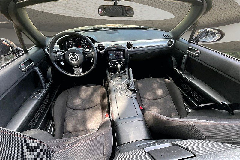 Used 2015 MAZDA MX-5 Miata Club RWD image 12