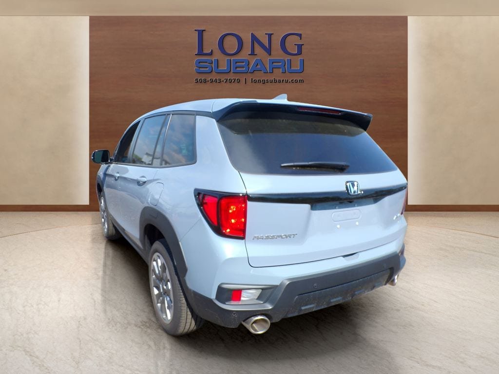 Used 2025 Honda Passport EX-L image 10