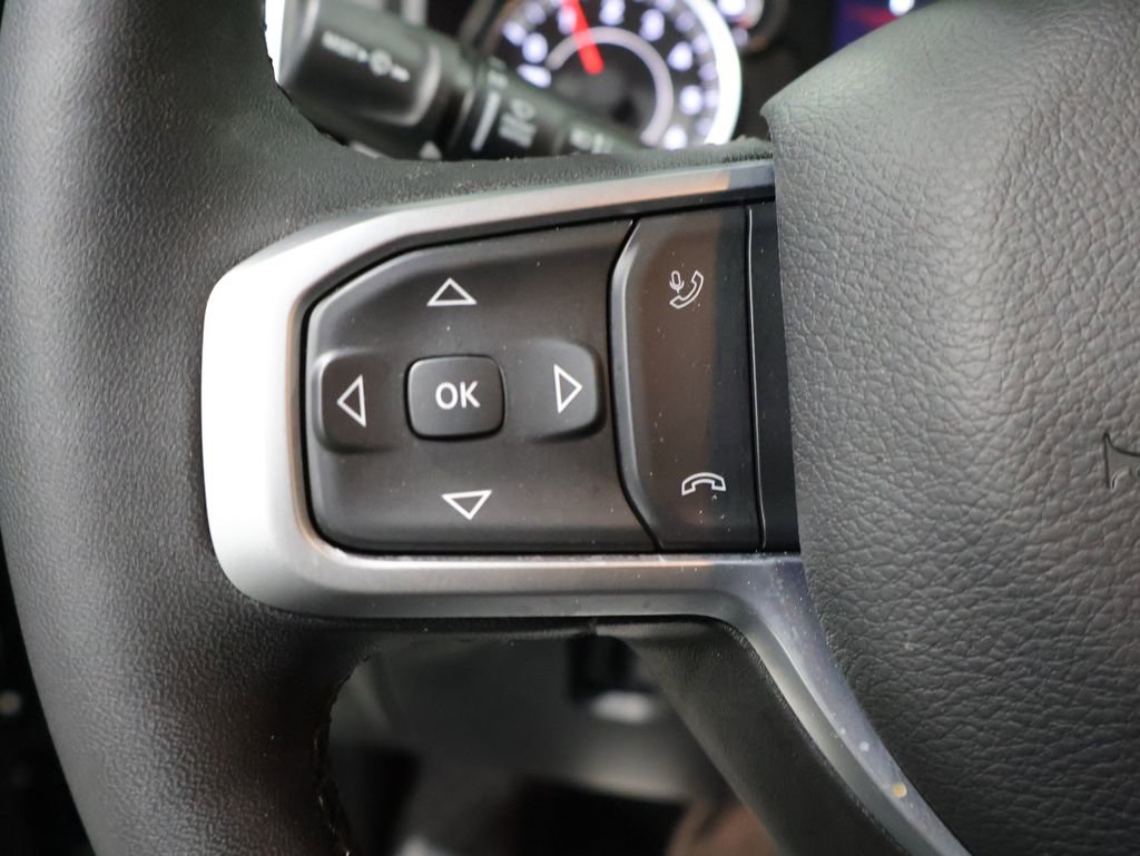 Used 2025 RAM 1500 Big Horn AWD/4WD image 33