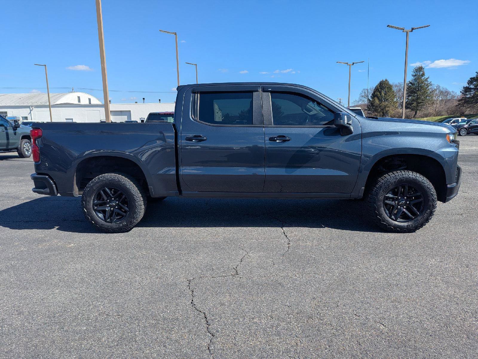 Used 2020 Chevrolet Silverado 1500 LT Trail Boss image 8