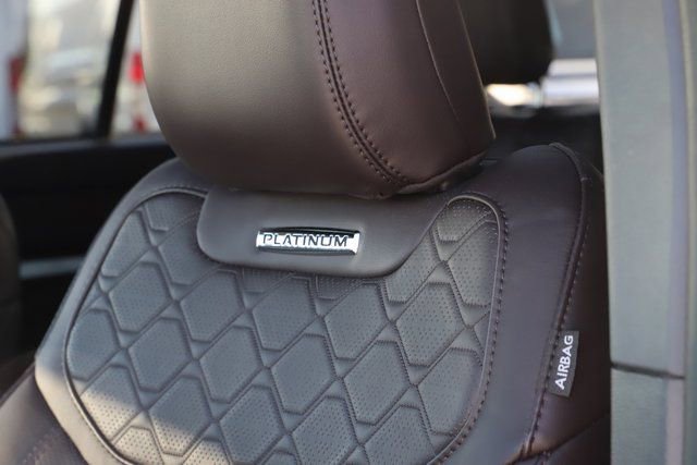 Used 2025 Ford Explorer Platinum w/ LUX Leather Package image 15