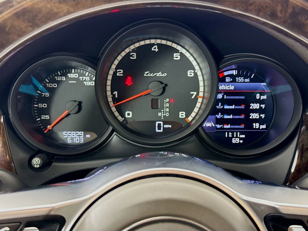 Certified 2016 Porsche Macan Turbo image 16