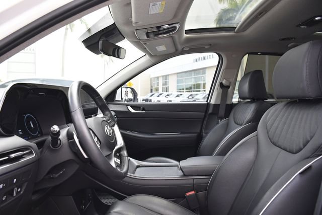Used 2024 Hyundai Palisade Limited FWD image 21