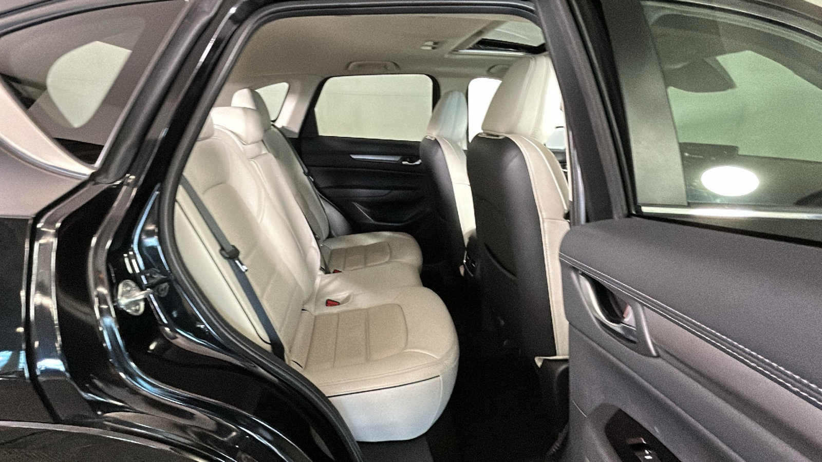 Used 2025 MAZDA CX-5 AWD 2.5 S w/ Preferred Package image 34