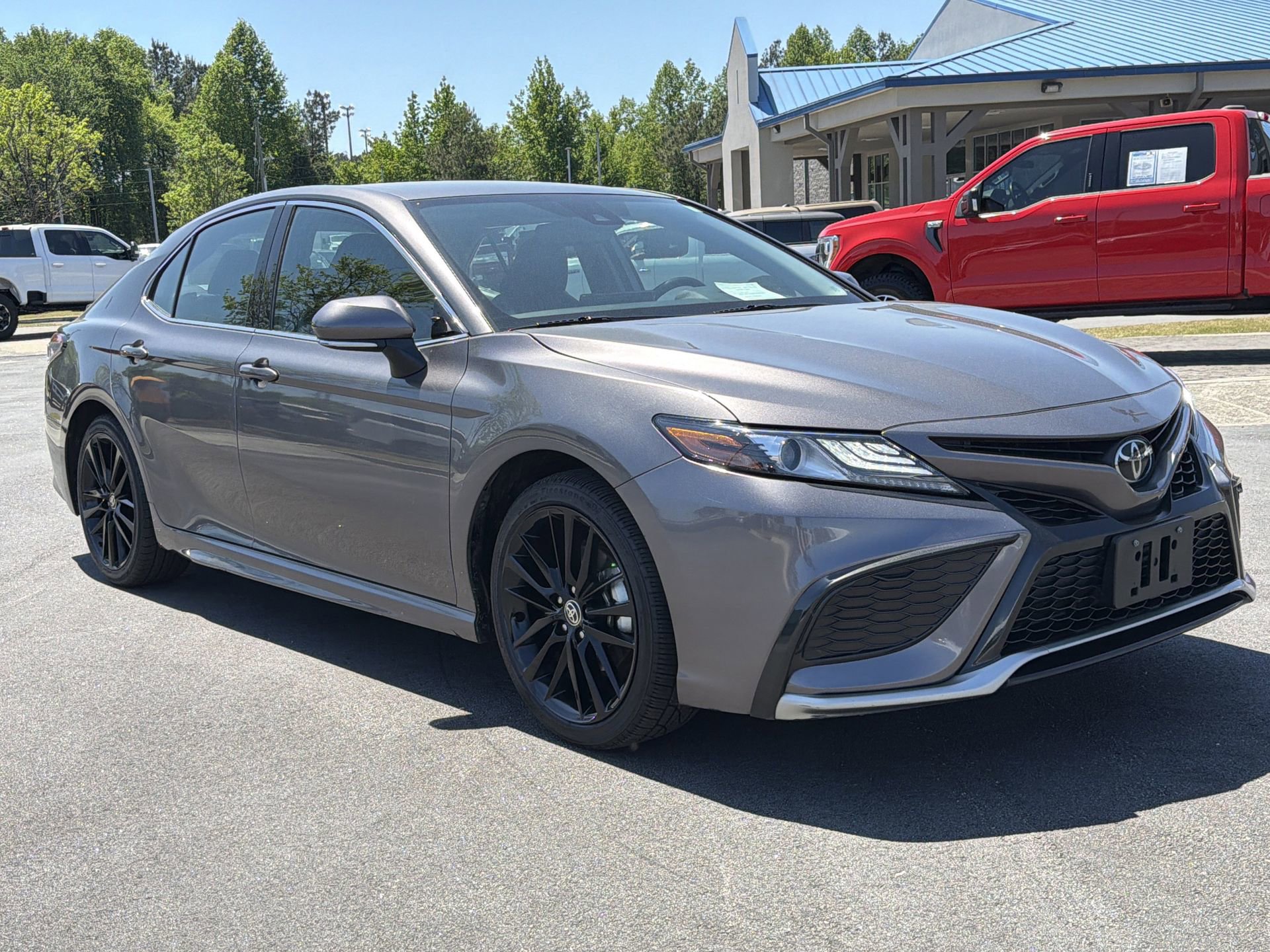 Used 2024 Toyota Camry XSE FWD image 27
