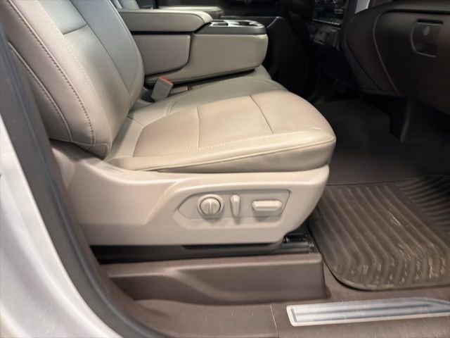 Used 2022 Chevrolet Silverado 2500 LTZ w/ Gooseneck/5TH Wheel Package image 18