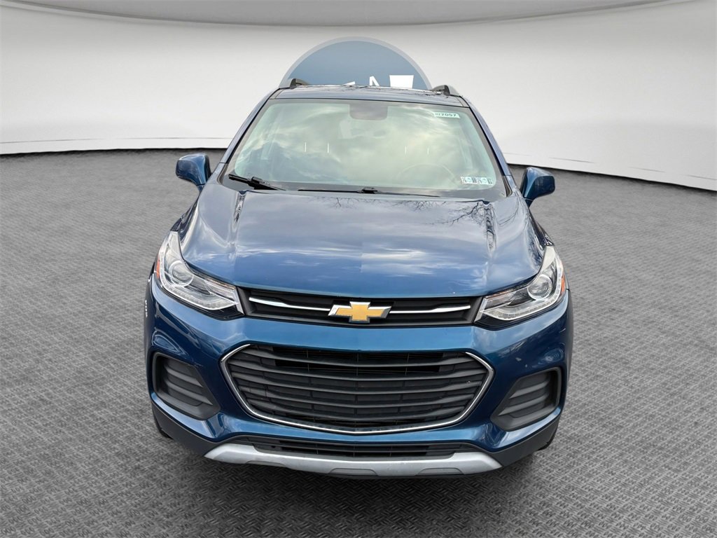 Used 2019 Chevrolet Trax LT w/ LT Convenience Package image 9