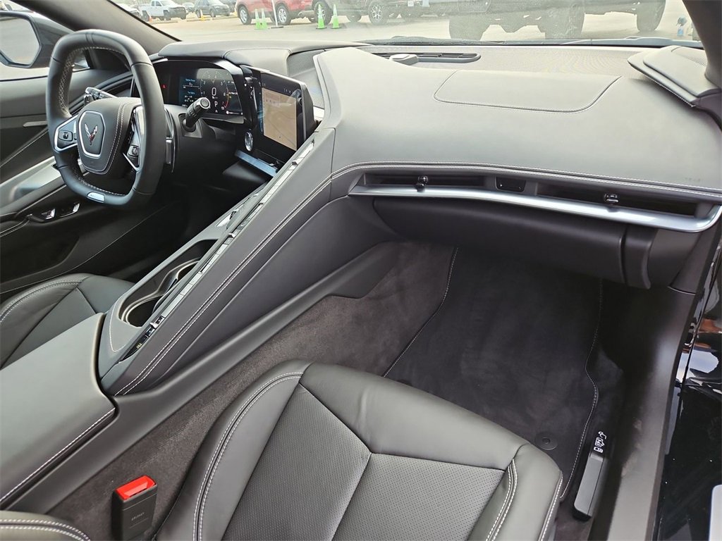 Certified 2025 Chevrolet Corvette E-Ray image 31