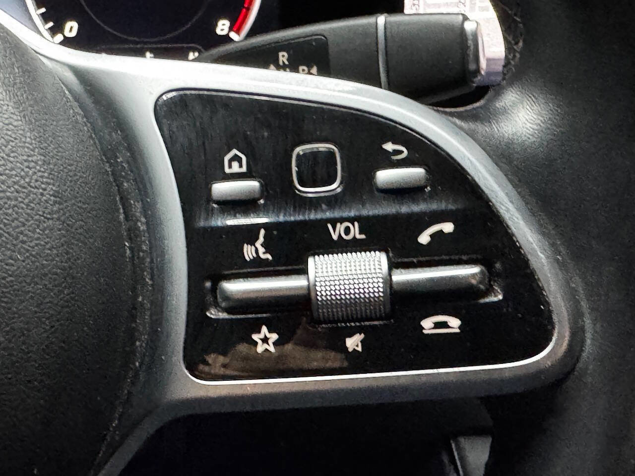 Used 2020 Mercedes-Benz E 350 Sedan image 27