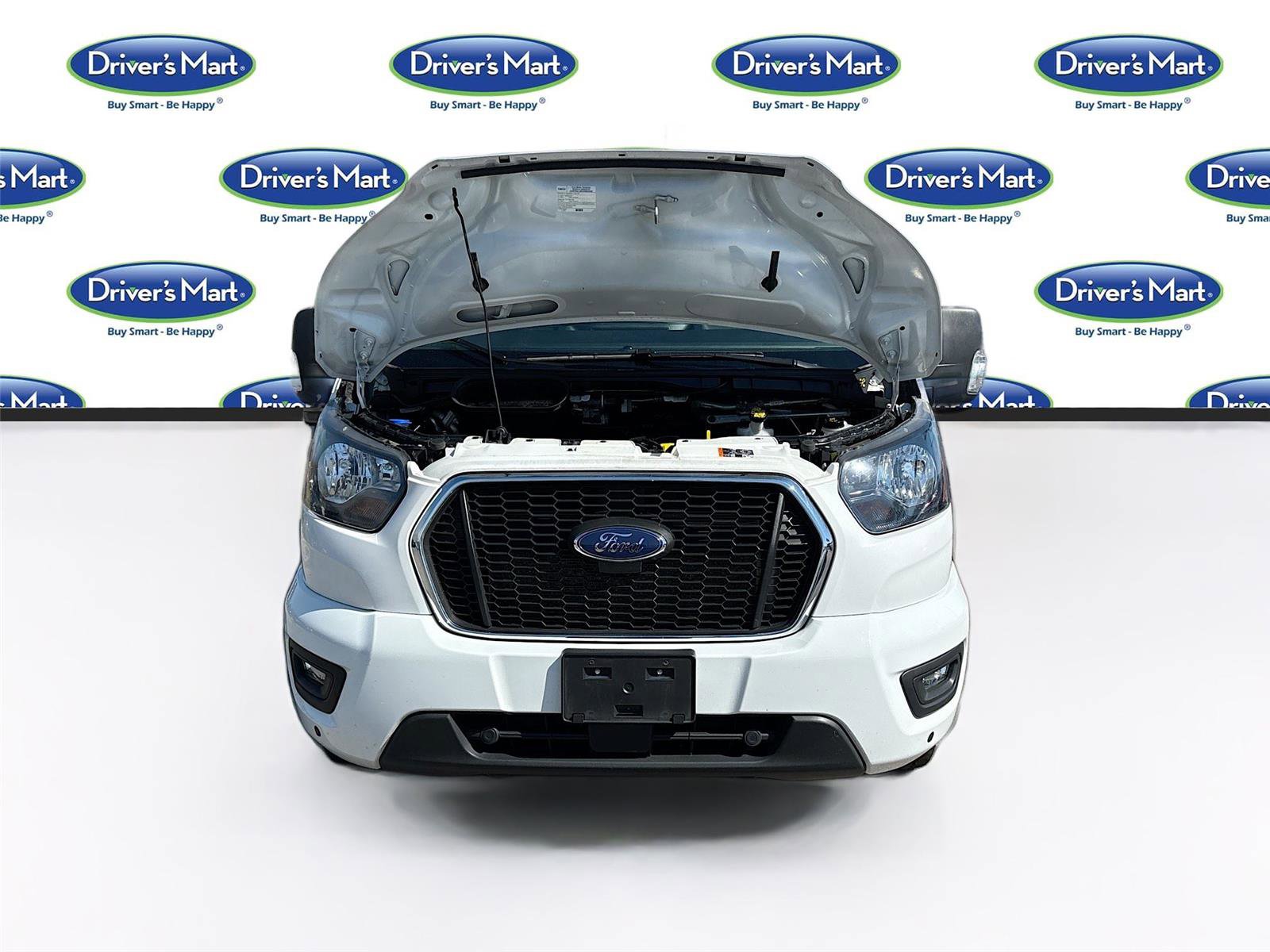 Used 2024 Ford Transit 350 XLT image 32