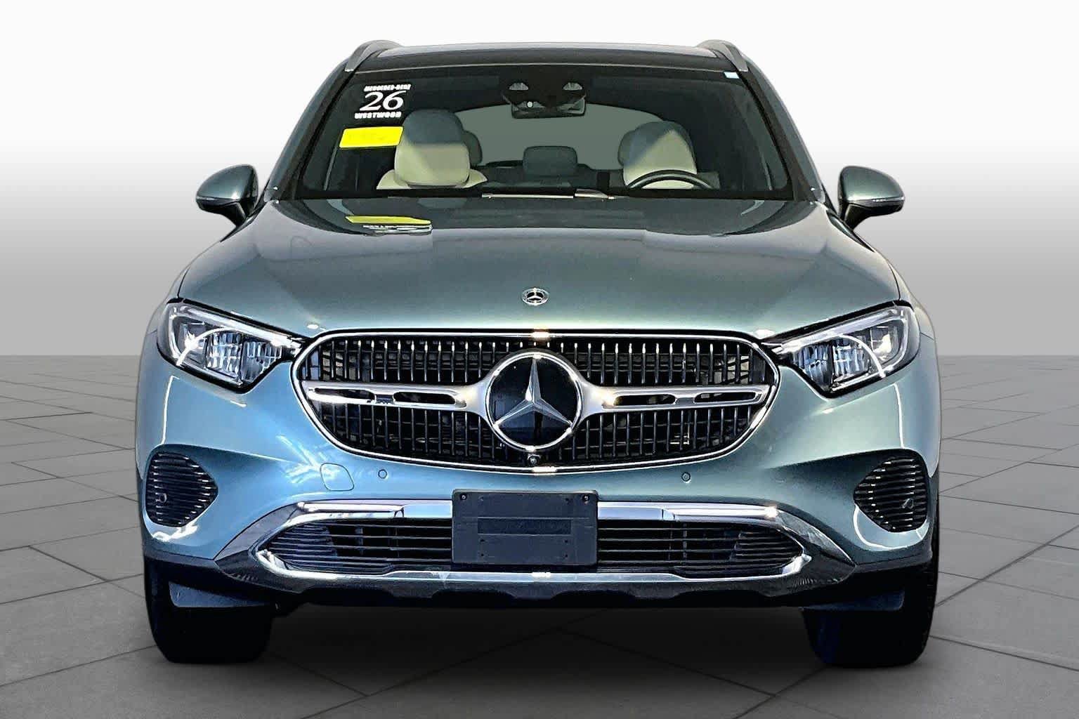 Used 2026 Mercedes-Benz GLC 300 4MATIC image 4