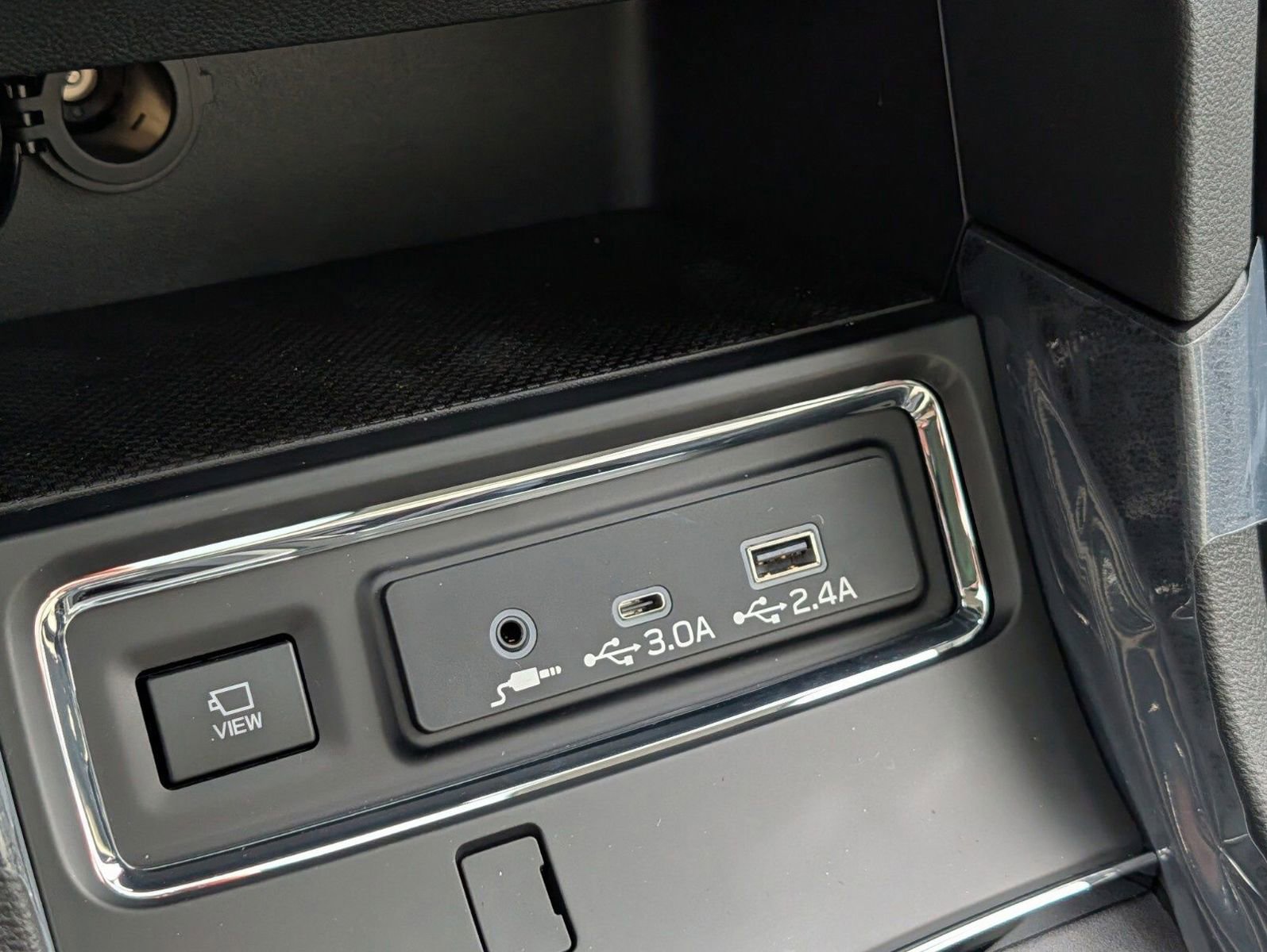 New 2026 Subaru Ascent Limited image 9