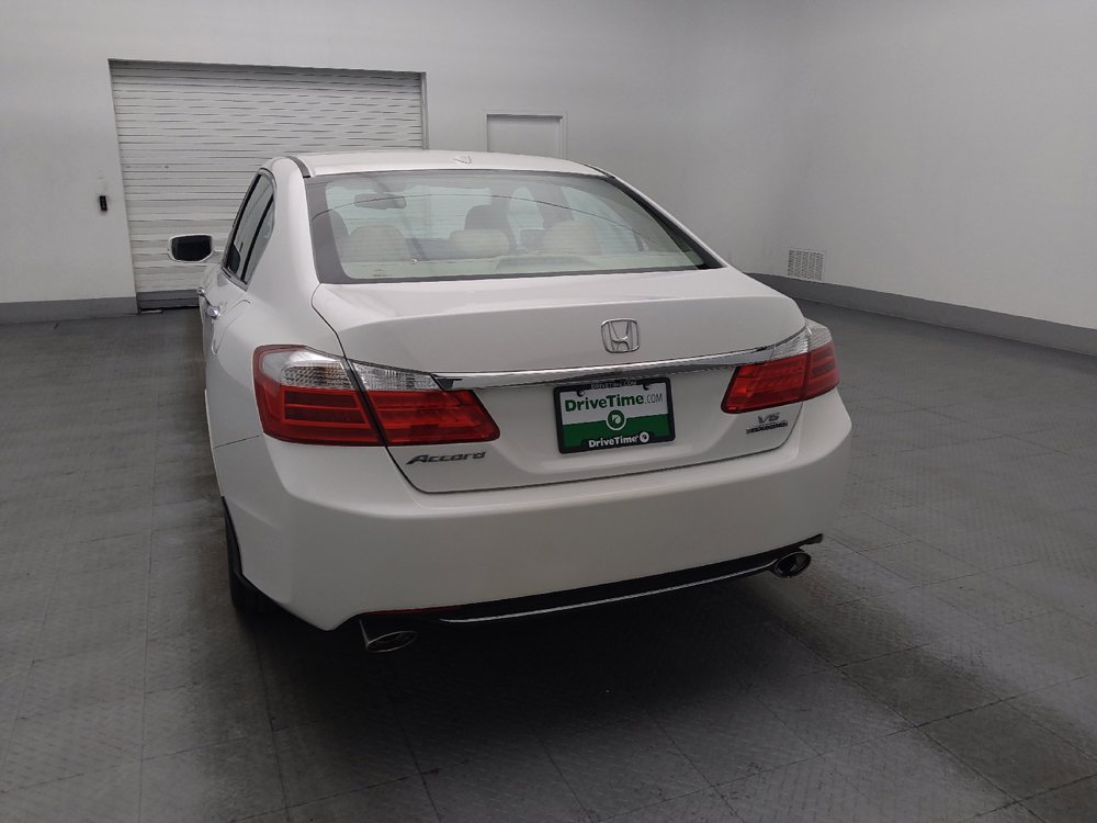 Used 2015 Honda Accord Touring image 6