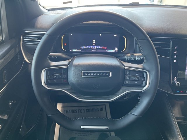 Used 2023 Jeep Wagoneer L Series II image 18