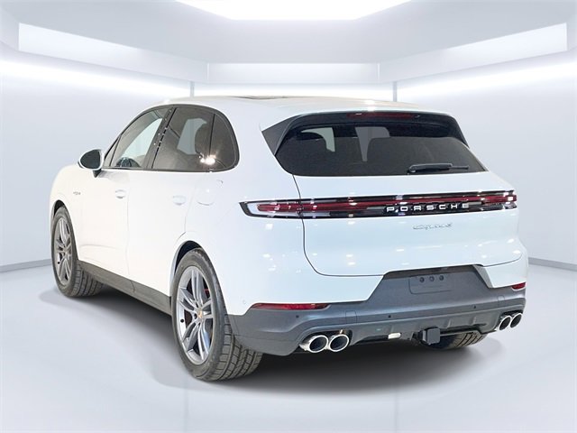 New 2026 Porsche Cayenne S image 3