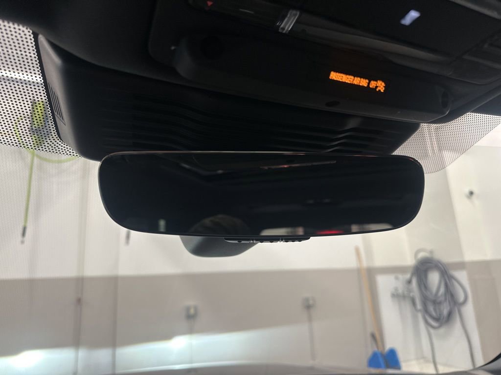 Used 2022 Land Rover Discovery HSE R-Dynamic image 24