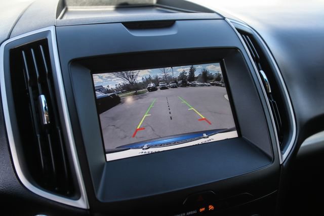 Used 2020 Ford Edge SEL w/ Convenience Package image 17