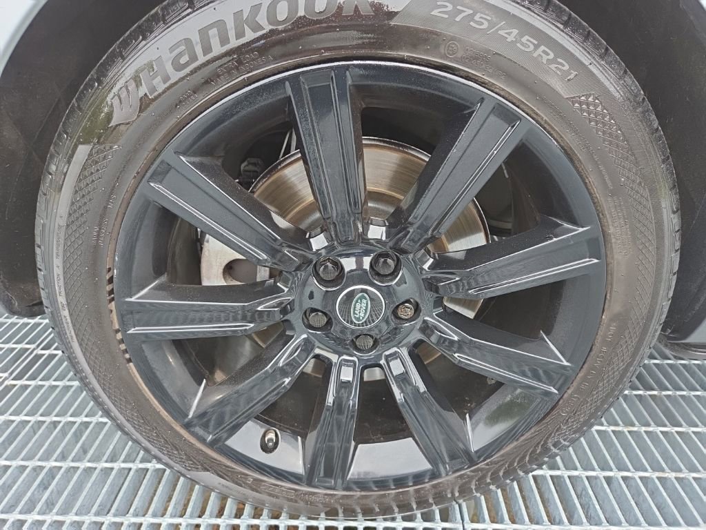 Used 2019 Land Rover Range Rover HSE AWD/4WD image 17