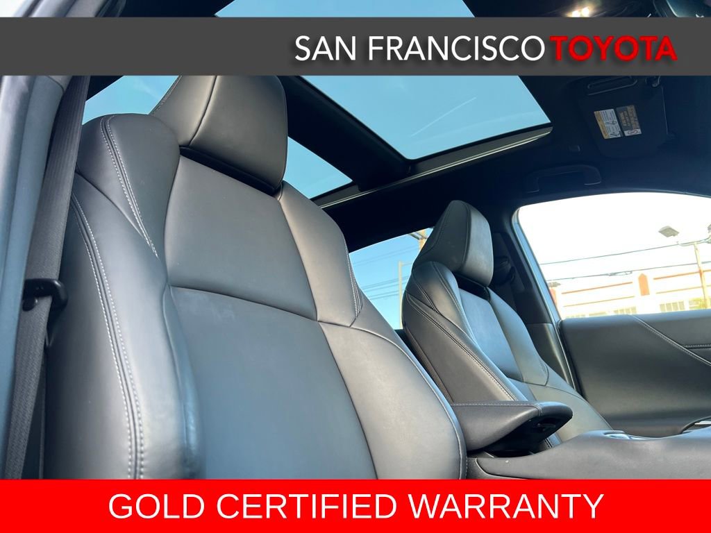 Certified 2023 Toyota Venza Nightshade image 21