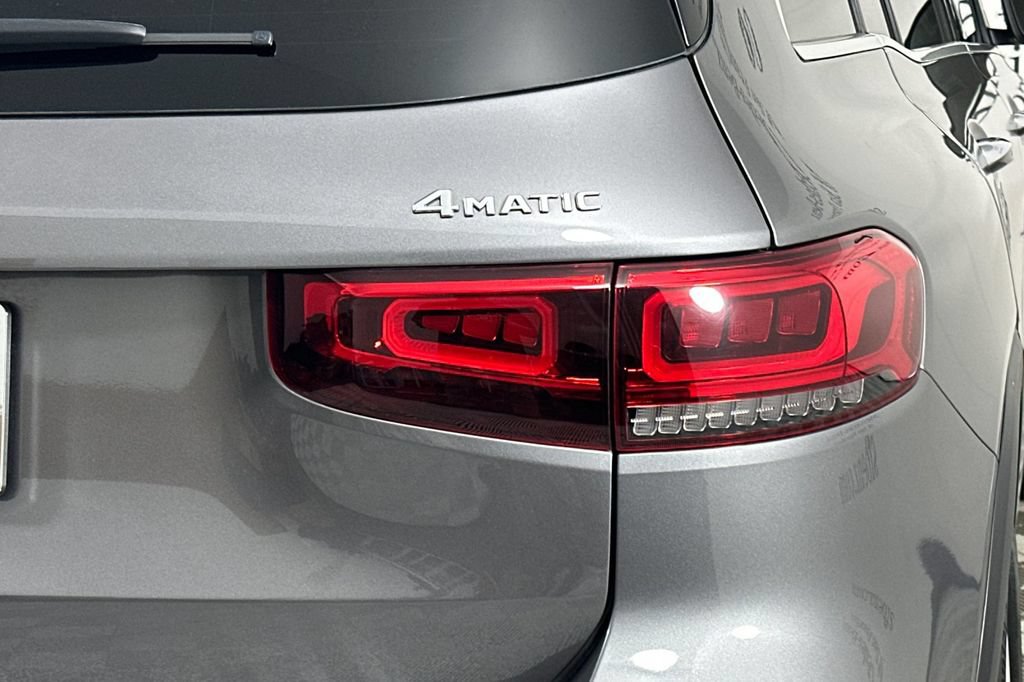 Certified 2022 Mercedes-Benz GLB 250 4MATIC image 37