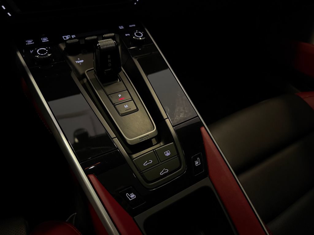 Certified 2023 Porsche 911 Turbo S AWD/4WD image 18