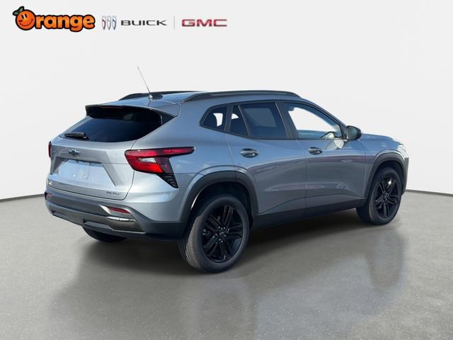 Used 2025 Chevrolet Trax ACTIV w/ Driver Confidence Package image 3