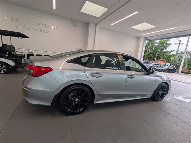 Used 2023 Honda Civic Sport image 12