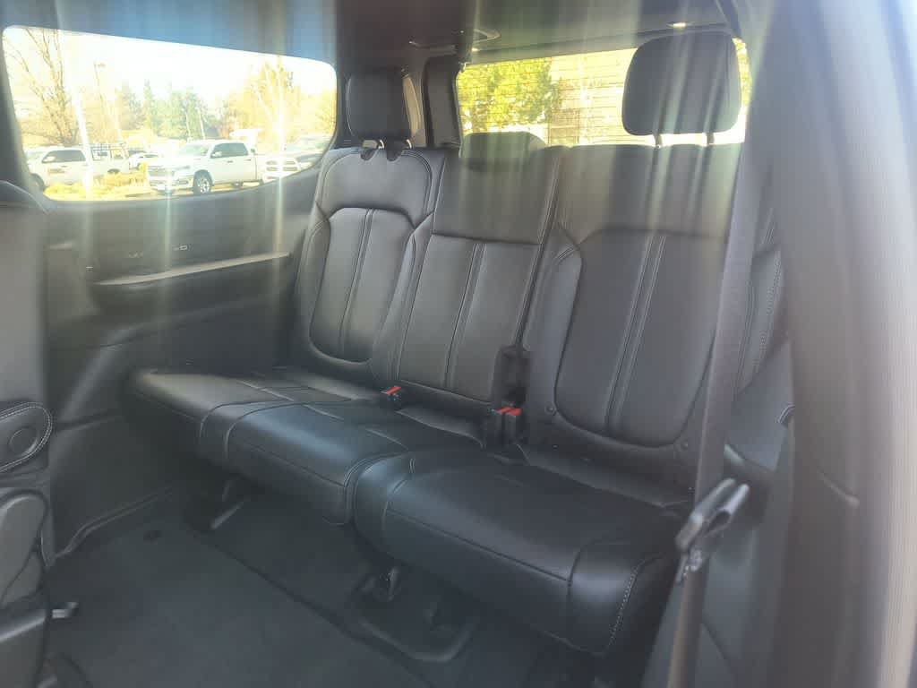 New 2026 Jeep Grand Wagoneer Limited AWD/4WD image 24