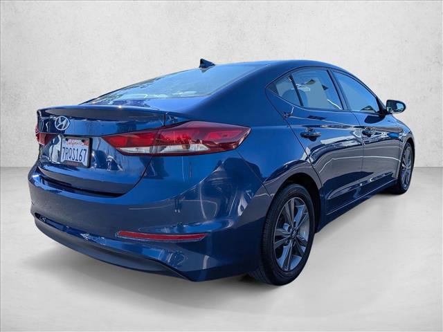 Used 2017 Hyundai Elantra SE image 5