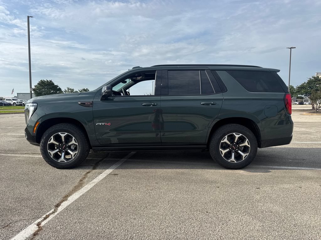 New 2026 GMC Yukon AT4 Ultimate w/ LPO, Floor Liner Package AWD/4WD image 3