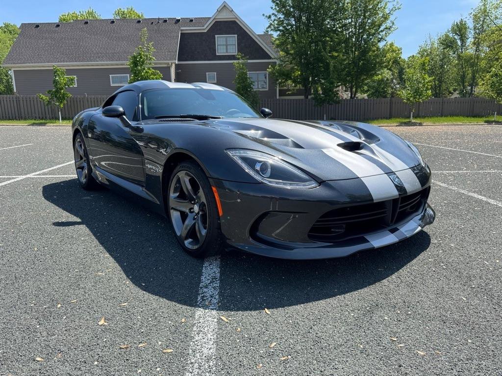 Used 2017 Dodge Viper GTC w/ GTS Interior Package RWD image 12