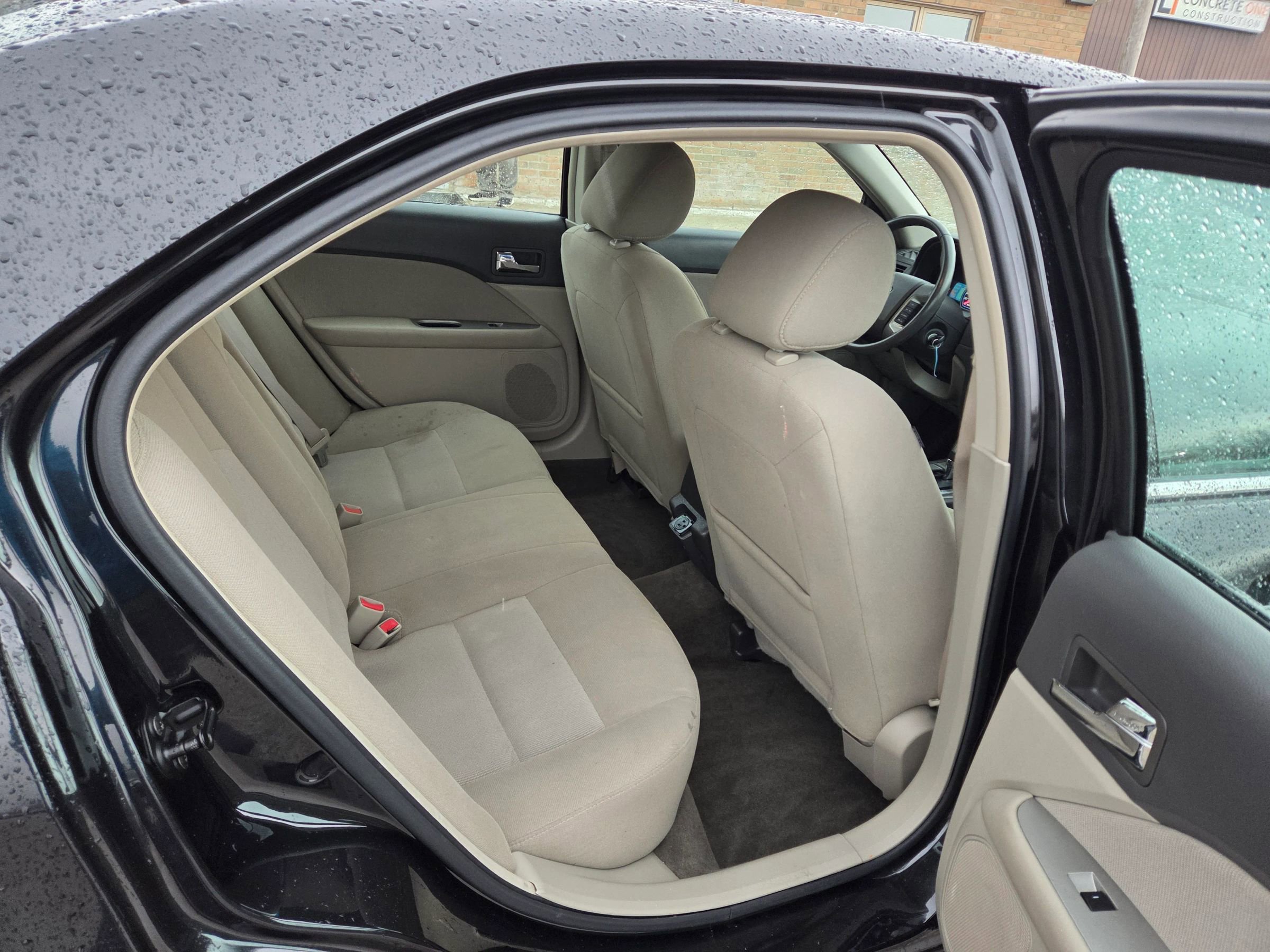 Used 2011 Ford Fusion Hybrid FWD image 21