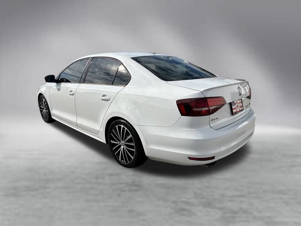 Used 2016 Volkswagen Jetta Sport FWD image 6