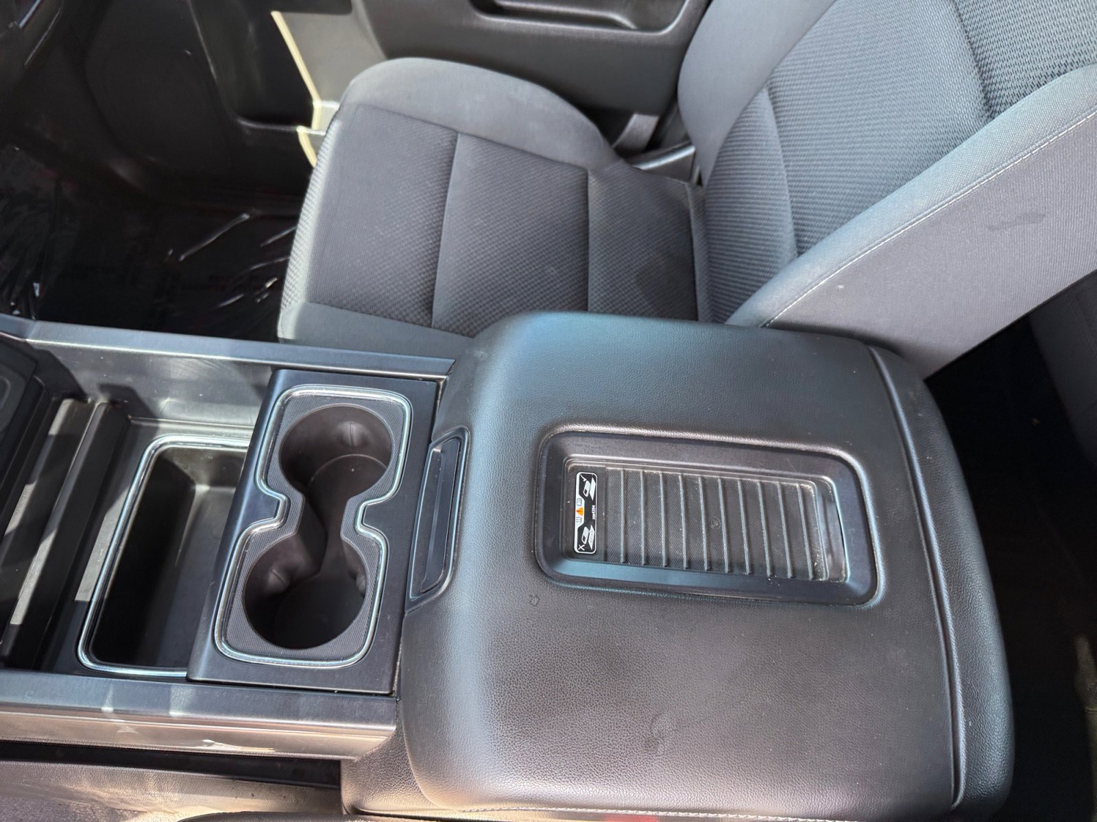 Used 2018 Chevrolet Silverado 1500 LT w/ All Star Edition AWD/4WD image 14
