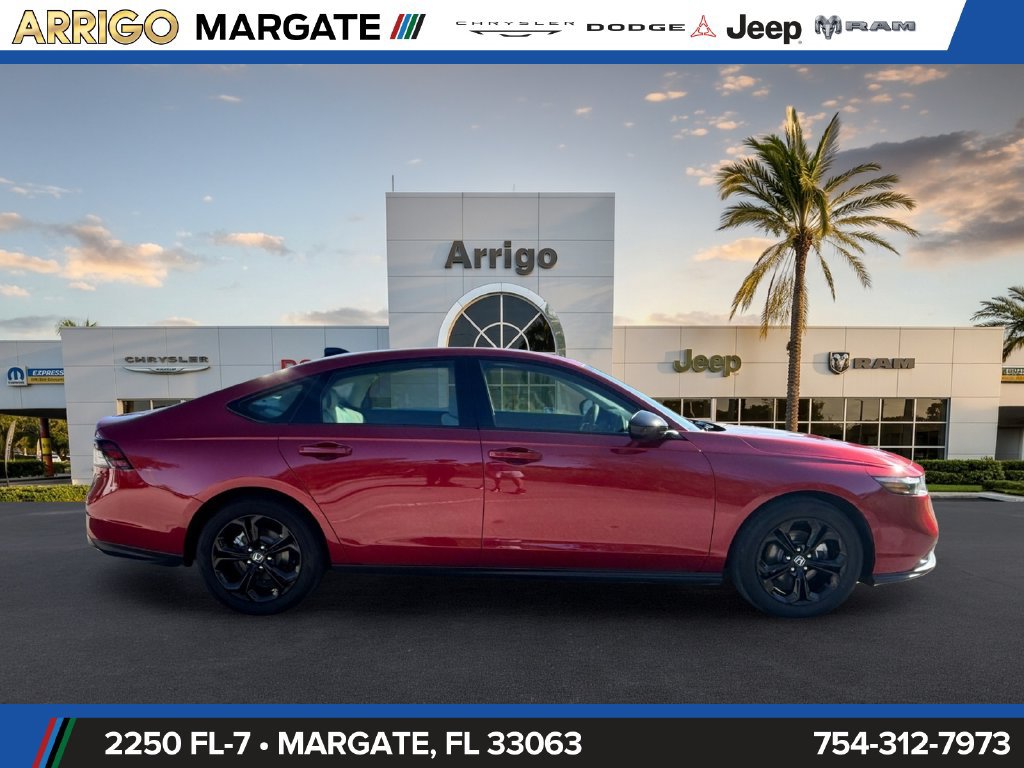 Used 2025 Honda Accord SE image 8