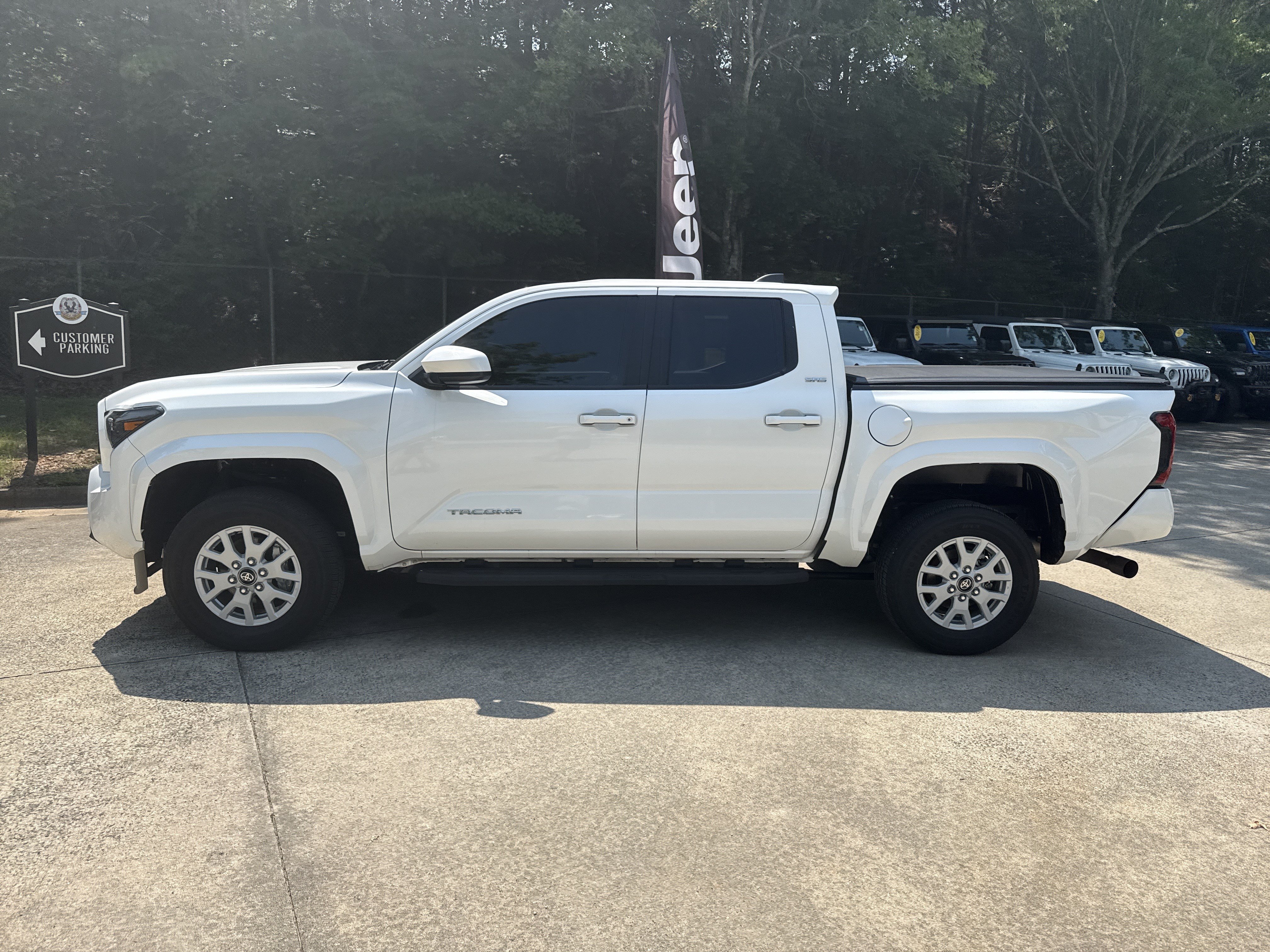 Used 2024 Toyota Tacoma SR5 RWD image 4