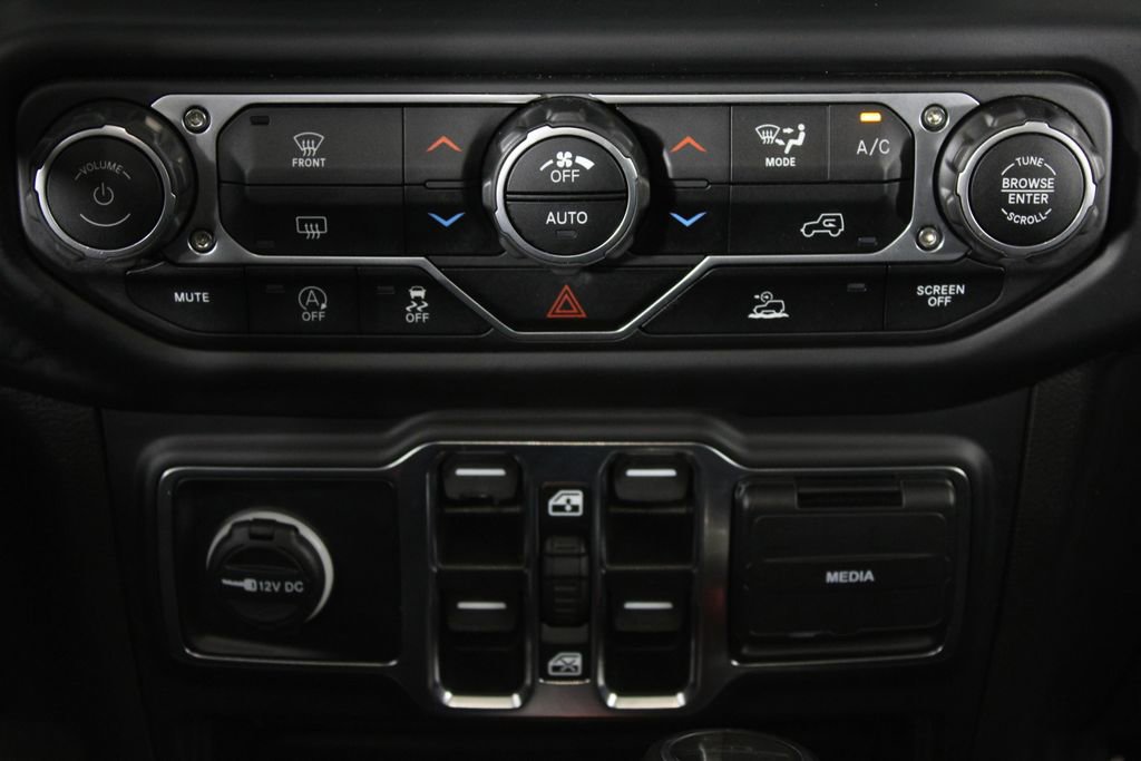 Used 2023 Jeep Gladiator Overland image 21