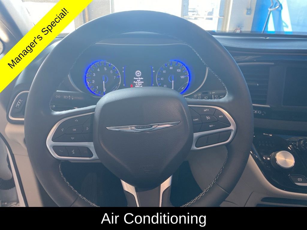 Used 2023 Chrysler Voyager LX FWD image 6