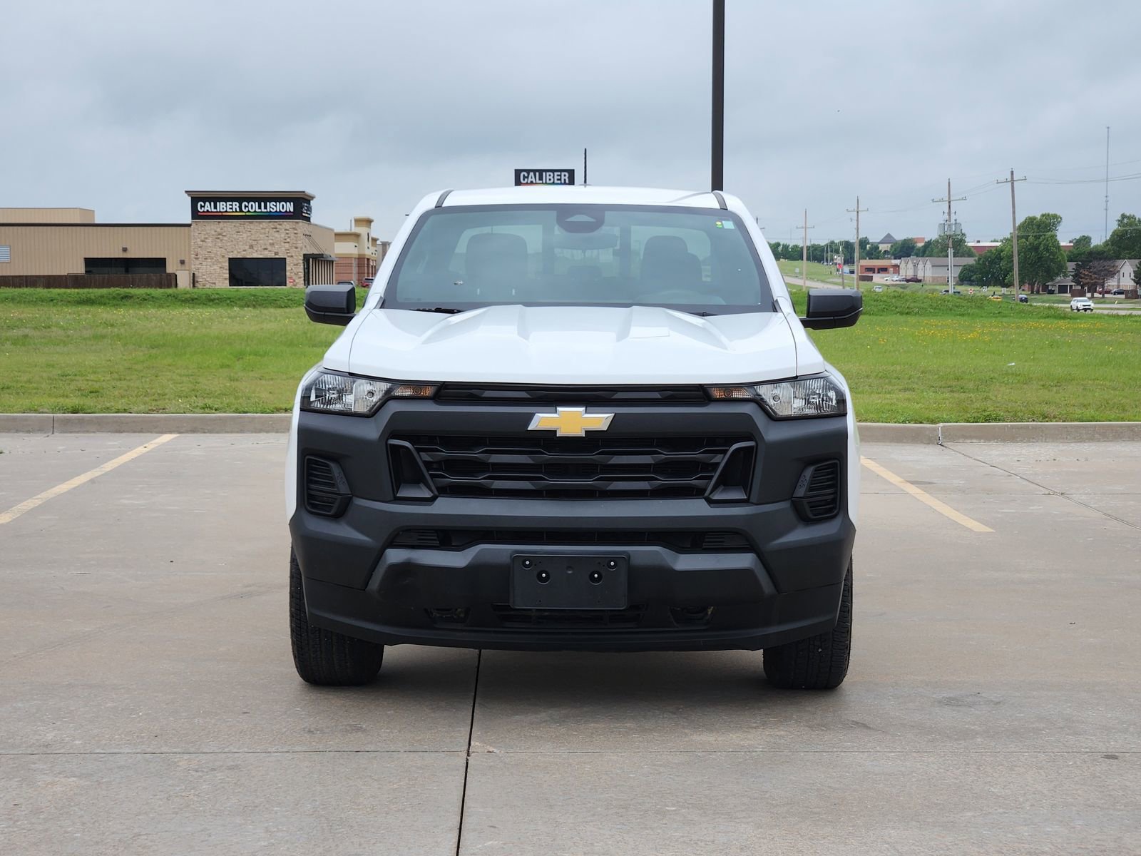 Used 2024 Chevrolet Colorado W/T w/ WT Convenience Package II AWD/4WD image 6