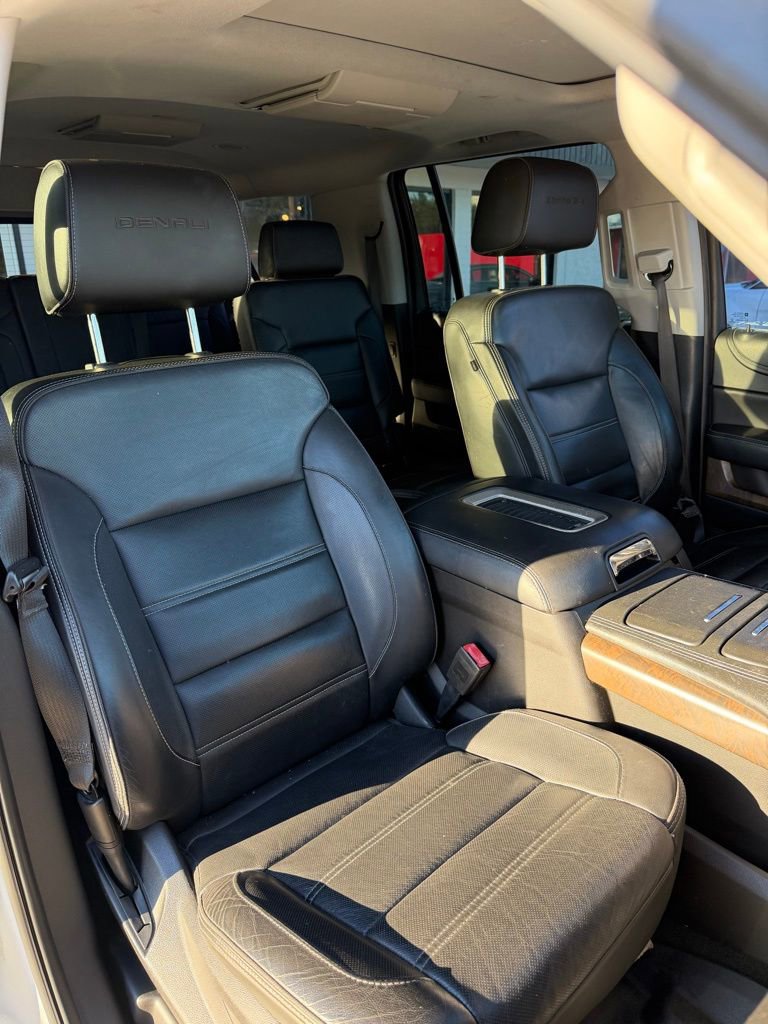 Used 2018 GMC Yukon XL Denali w/ Denali Ultimate Package image 21
