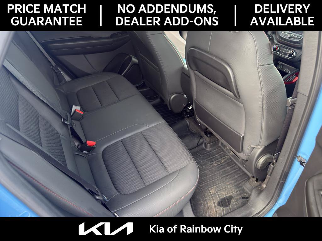Used 2023 Chevrolet TrailBlazer RS FWD image 16