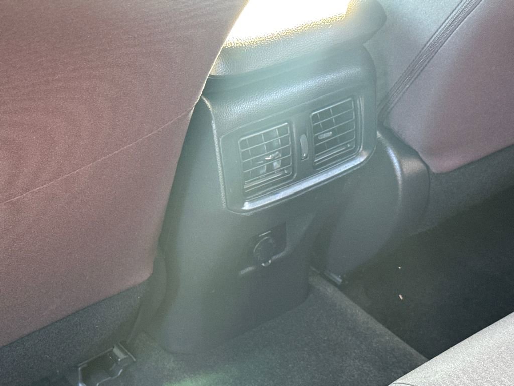 Used 2023 Toyota RAV4 LE image 33