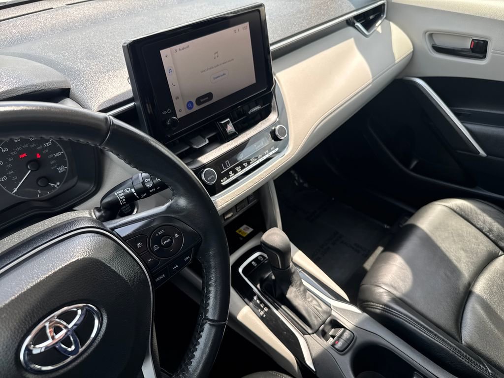 Used 2023 Toyota Corolla Cross LE w/ Moonroof Package AWD/4WD image 22