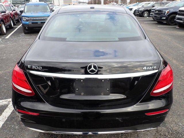Used 2019 Mercedes-Benz E 300 4MATIC image 4
