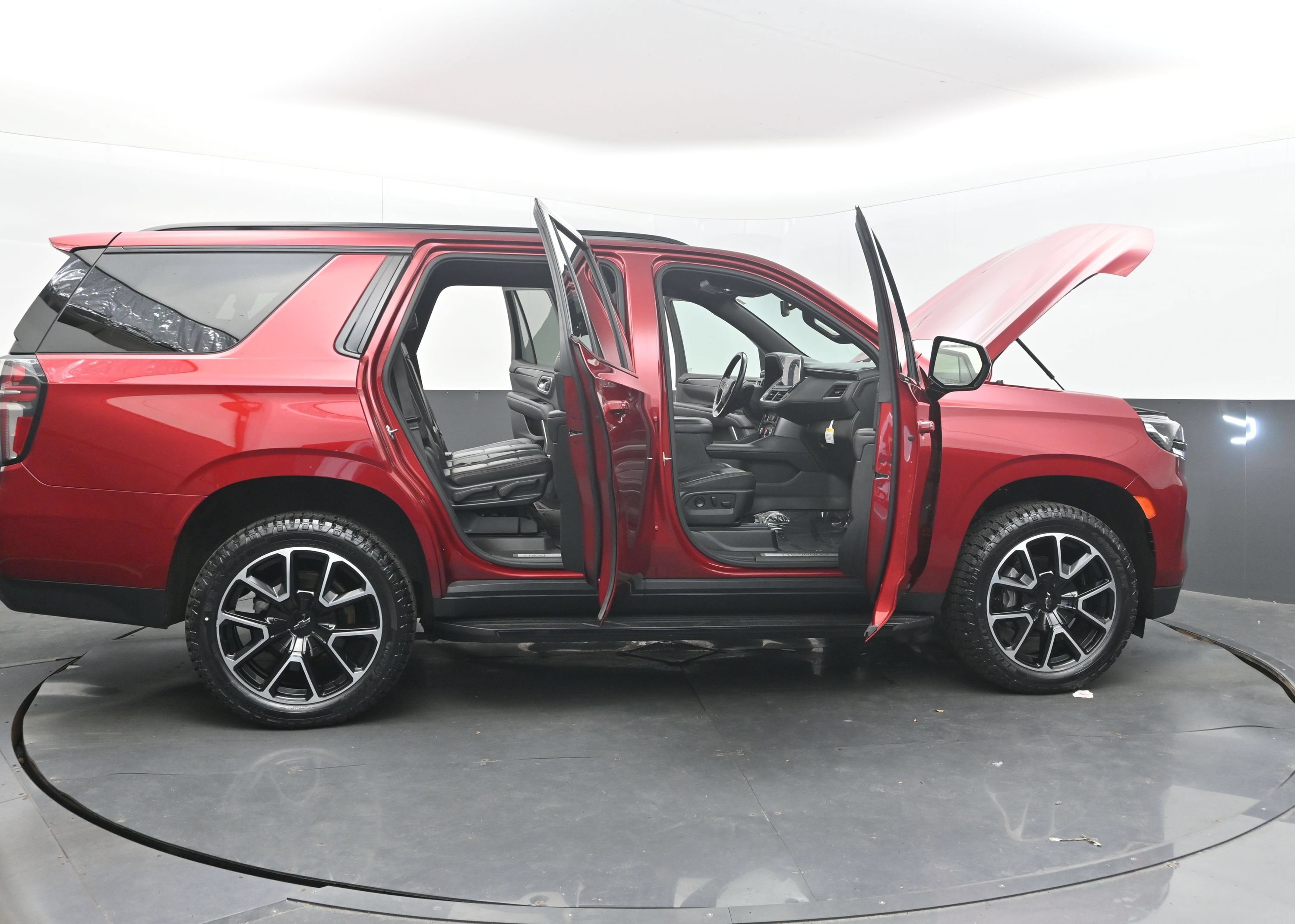 Used 2021 Chevrolet Tahoe RST AWD/4WD image 52